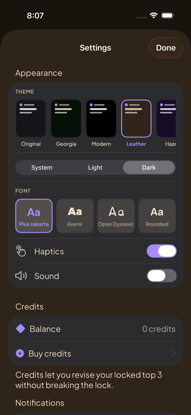 Top 3 appearance settings with themes and app icons